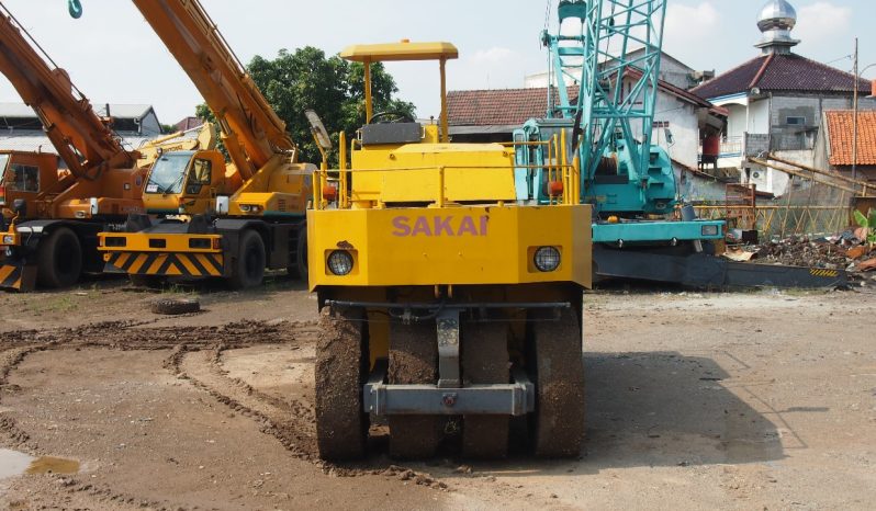 Tire Roller Sakai TS200 full